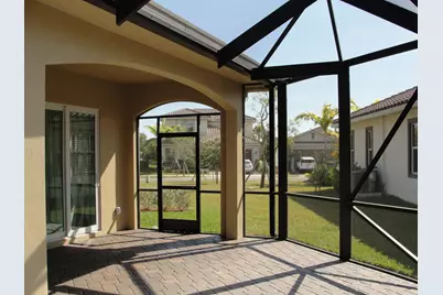 8253 NW 118th Way NW, Parkland, FL 33076 - Photo 21