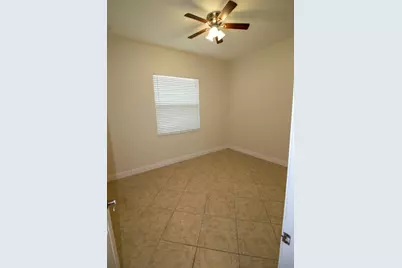 8253 NW 118th Way NW, Parkland, FL 33076 - Photo 11