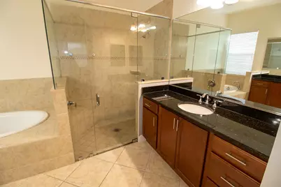 8253 NW 118th Way NW, Parkland, FL 33076 - Photo 17