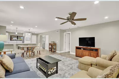 12910 Briarlake Circle #203, Palm Beach Gardens, FL 33418 - Photo 11