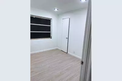 1340 W 33rd Street, Riviera Beach, FL 33404 - Photo 5