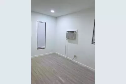 1340 W 33rd Street, Riviera Beach, FL 33404 - Photo 13