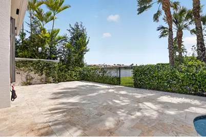 17921 Villa Club Way, Boca Raton, FL 33496 - Photo 9