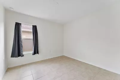 5330 NW Pine Trail Circle, Port Saint Lucie, FL 34983 - Photo 5