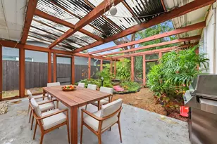 1727 NE 37th St, Oakland Park, FL 33334 - Photo 25