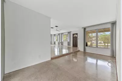 1727 NE 37th Street, Oakland Park, FL 33334 - Photo 9