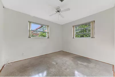 1727 NE 37th Street, Oakland Park, FL 33334 - Photo 19