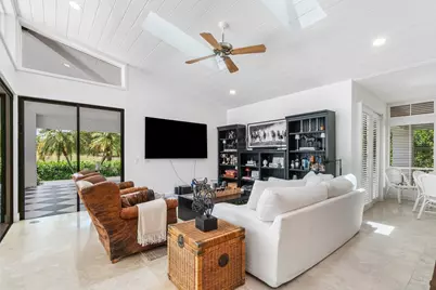 11839 Maidstone Drive, Wellington, FL 33414 - Photo 9