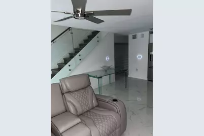 219 NE 159th Street, Miami, FL 33162 - Photo 3