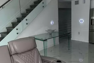 219 NE 159th St, Miami, FL 33162 - Photo 3