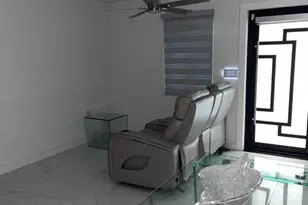 219 NE 159th St, Miami, FL 33162 - Photo 5