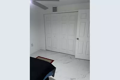 219 NE 159th Street, Miami, FL 33162 - Photo 7