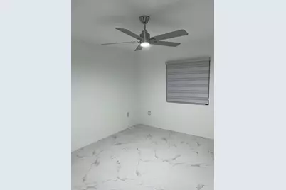 219 NE 159th Street, Miami, FL 33162 - Photo 11