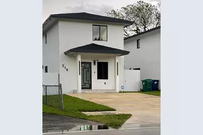 219 NE 159th Street, Miami, FL 33162 - Photo 1
