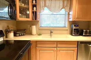 2929 SE Ocean Blvd, Stuart, FL 34996 - Photo 7