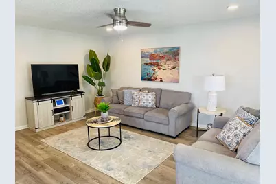 277 Chatham N, West Palm Beach, FL 33417 - Photo 7