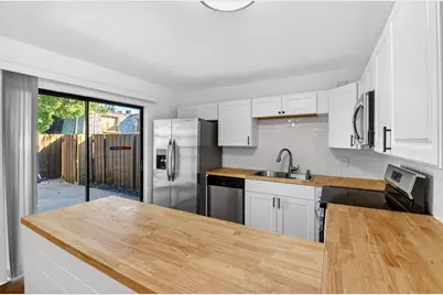 198 Lake Arbor Drive, Palm Springs, FL 33461 - Photo 5