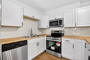 198 Lake Arbor Dr, Palm Springs, FL 33461 - Photo 7