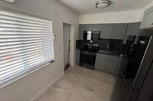 1019 SE 3rd St, Deerfield Beach, FL 33441 - Photo 11