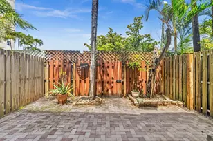 835 NE 19th Ave, Fort Lauderdale, FL 33304 - Photo 47