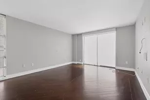 6061 Collins Ave, Miami Beach, FL 33140 - Photo 11