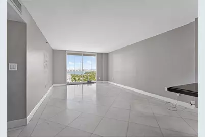 6061 Collins Avenue #23a, Miami Beach, FL 33140 - Photo 3