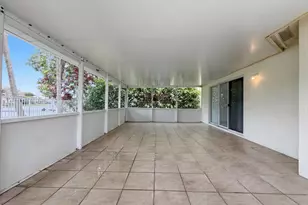 73 Gables Blvd, Weston, FL 33326 - Photo 9