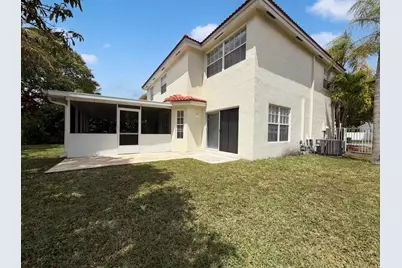 73 Gables Boulevard, Weston, FL 33326 - Photo 5