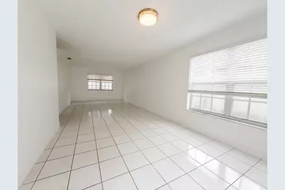 73 Gables Boulevard, Weston, FL 33326 - Photo 11