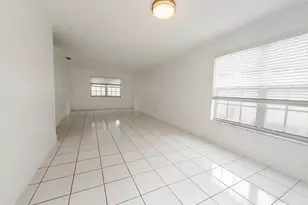 73 Gables Blvd, Weston, FL 33326 - Photo 11