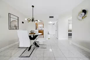 2900 Sunrise Lakes Dr W, Sunrise, FL 33322 - Photo 7