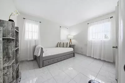 2900 Sunrise Lakes Drive W #201, Sunrise, FL 33322 - Photo 17