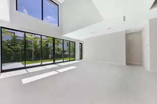 1550 Ponce de Leon Dr, Fort Lauderdale, FL 33316 - Photo 11