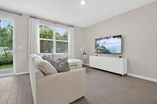 5696 SE Edgewater Cir, Stuart, FL 34997 - Photo 13