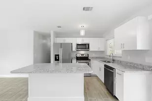 651 SE Port St Lucie Blvd, Port Saint Lucie, FL 34984 - Photo 19