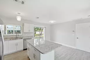 651 SE Port St Lucie Blvd, Port Saint Lucie, FL 34984 - Photo 13