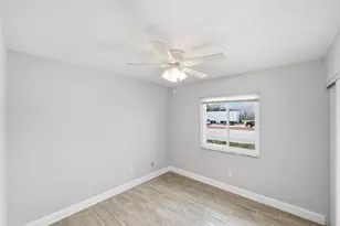 651 SE Port St Lucie Blvd, Port Saint Lucie, FL 34984 - Photo 27