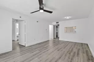 900 SW 142nd Ave, Pembroke Pines, FL 33027 - Photo 11