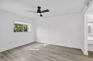 900 SW 142nd Ave, Pembroke Pines, FL 33027 - Photo 13