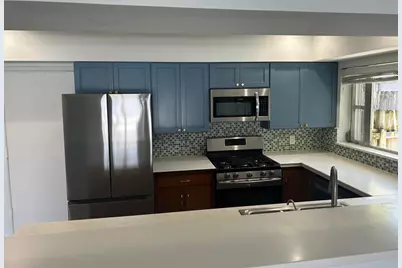 704 NE 20th Avenue, Fort Lauderdale, FL 33304 - Photo 9