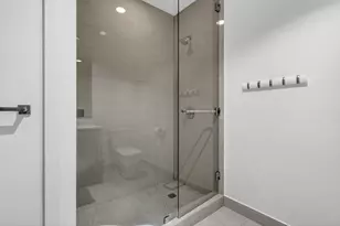 3250 NE 188th St, Aventura, FL 33180 - Photo 25