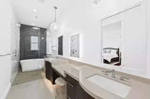 144 Isle of Venice Dr, Fort Lauderdale, FL 33301 - Photo 35