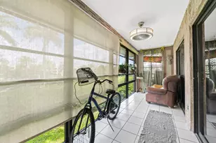 10443 E Clairmont Cir, Tamarac, FL 33321 - Photo 9