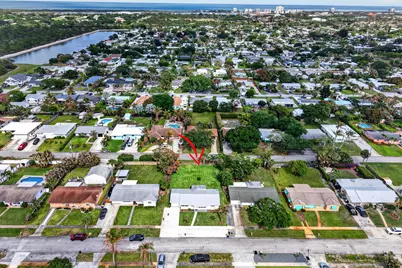 19035 SE Southgate Drive, Jupiter, FL 33469 - Photo 3