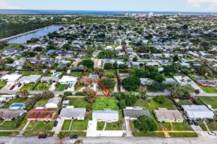 19035 SE Southgate Dr, Jupiter, FL 33469 - Photo 3