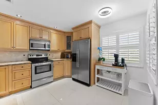 1200 W Lakes Dr, Deerfield Beach, FL 33442 - Photo 17