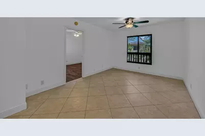 2907 NE 8th Terrace #205, Oakland Park, FL 33334 - Photo 17