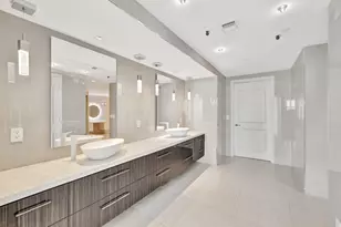 2100 N Ocean Blvd, Fort Lauderdale, FL 33305 - Photo 23