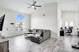 8467 Dynasty Dr, Boca Raton, FL 33433 - Photo 7
