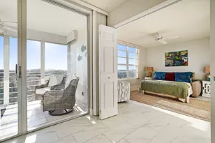 575 Oaks Ln, Pompano Beach, FL 33069 - Photo 9